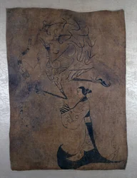 Figur mit Drache und Phönix